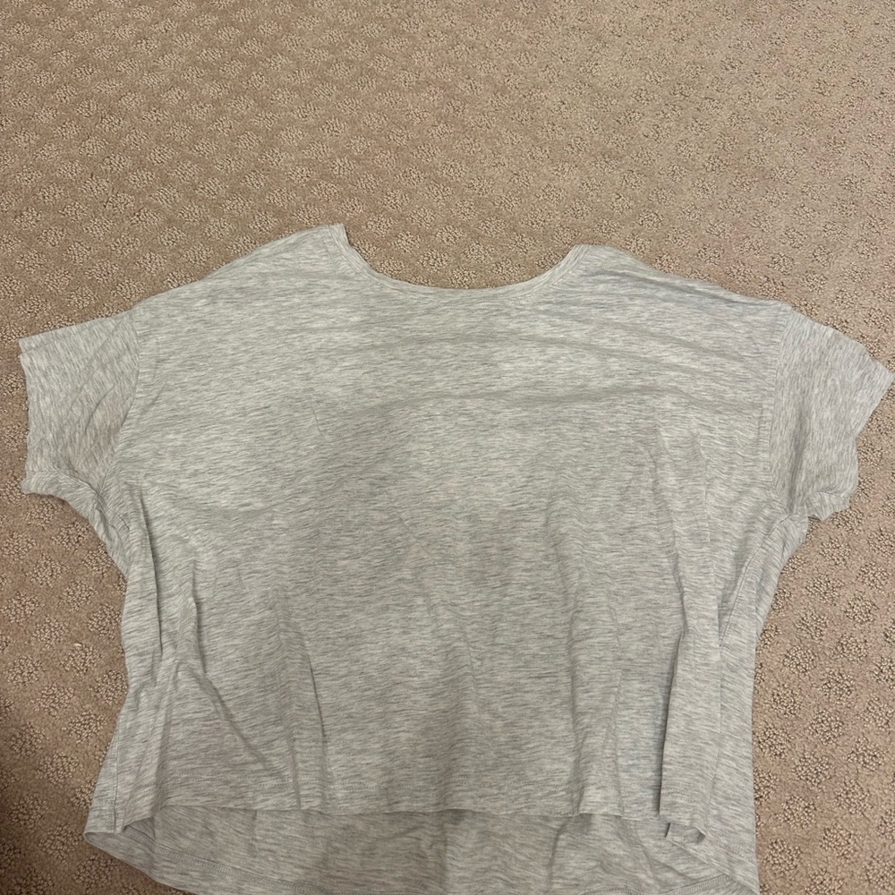 Lululemon Short Sleeve Cropped Gray Shirt